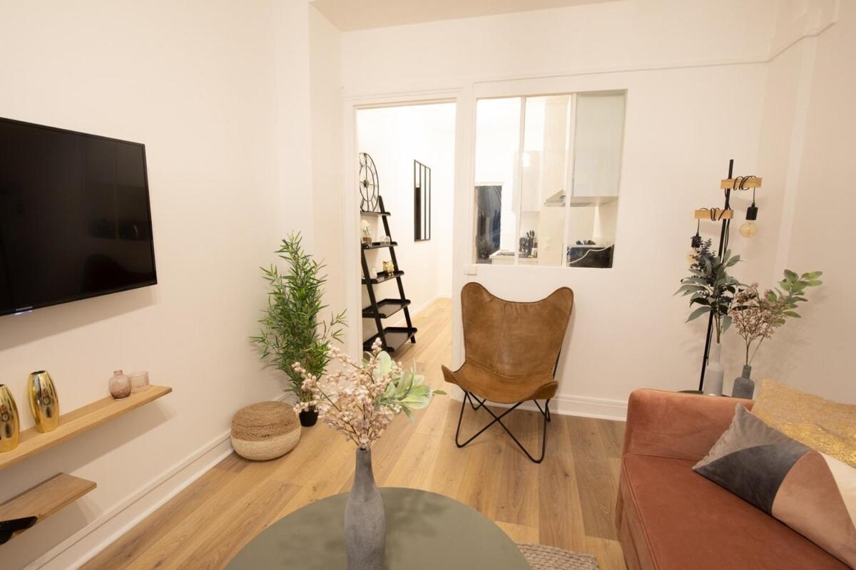Appartement Renove Proche Du Sacre Coeur 4P Paris Luaran gambar